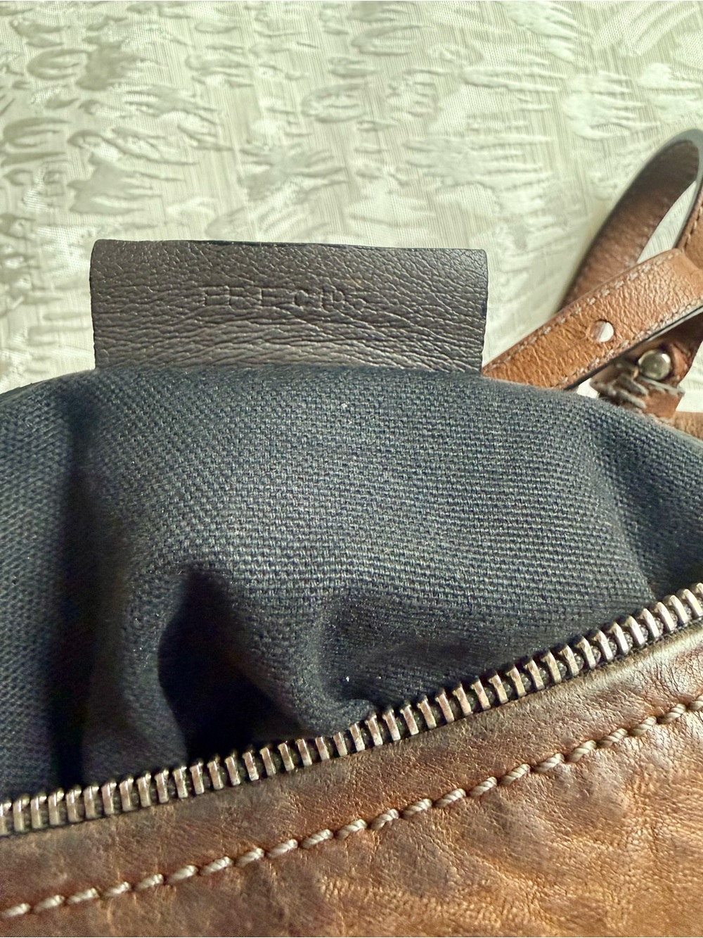 Authentic Givenchy Tumbled Sheepskin Mini Pandora - Picture 3 of 9